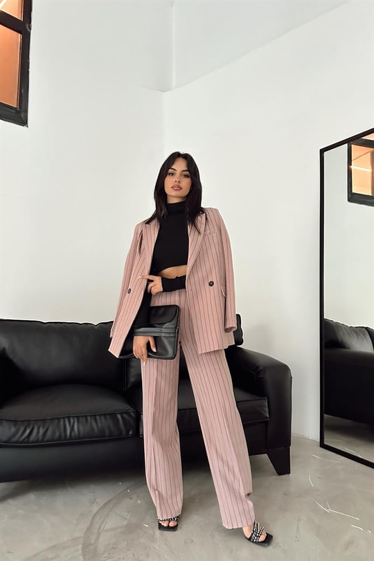 Derin Çizgili Blazer Takım Pudra