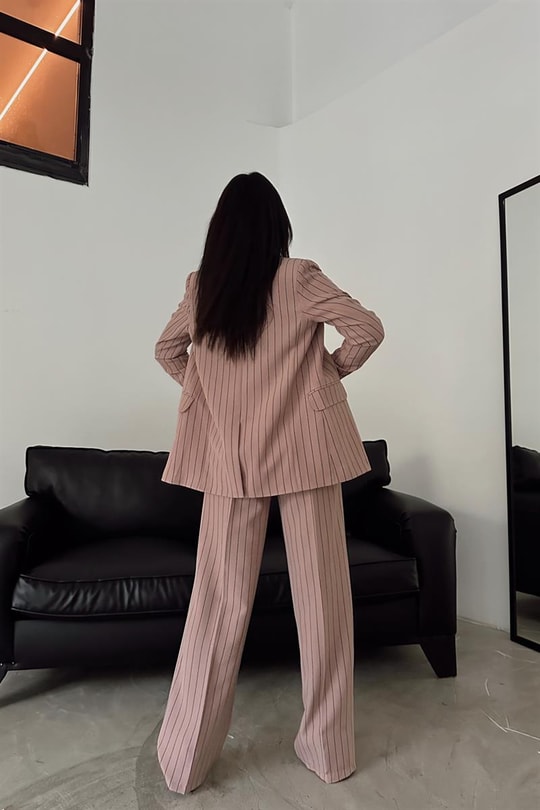 Derin Çizgili Blazer Takım Pudra