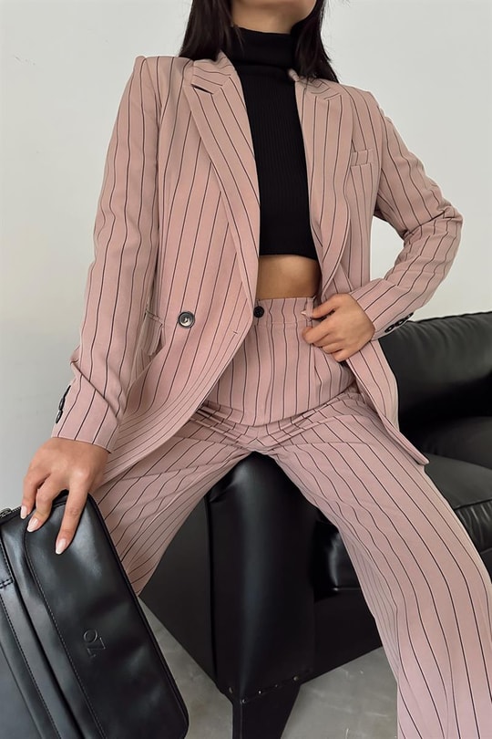 Derin Çizgili Blazer Takım Pudra