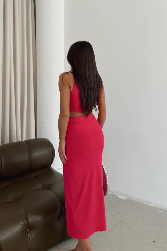 Halter Yaka Yırtmaçlı Etekli Takım Fuşya