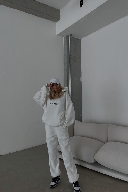 I Dont Care Nakışlı Oversize Takım Beyaz