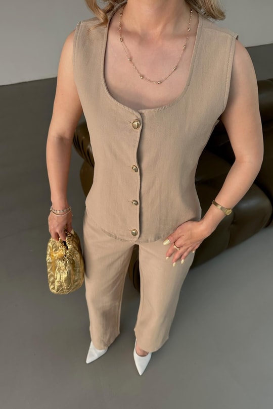 Mini Gold Düğmeli Takım Vizon