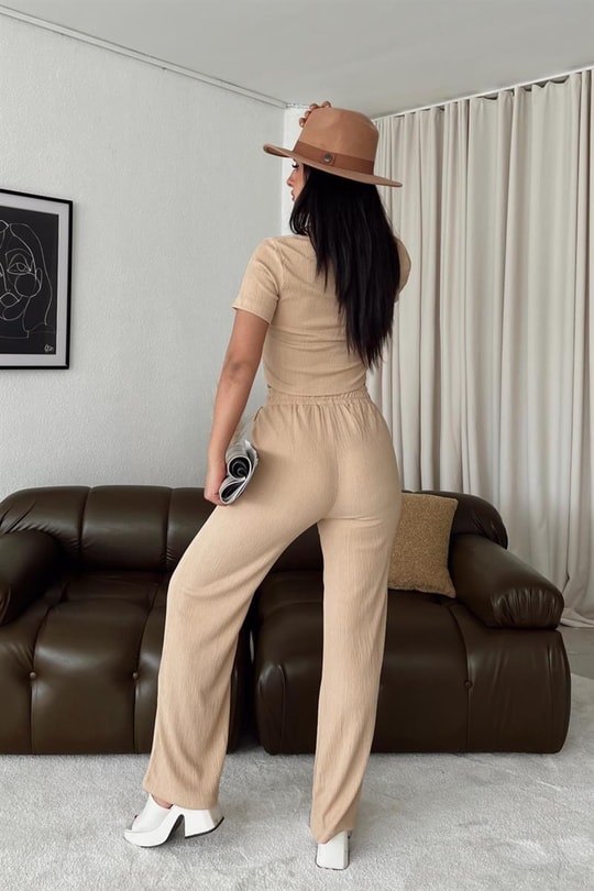 Piliseli Gömlek Pantolon Takım Camel