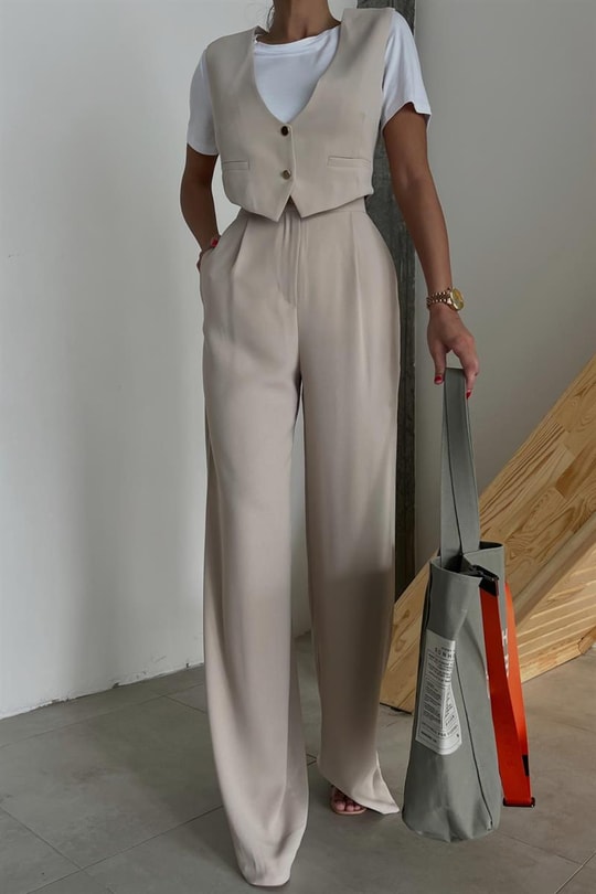Yelekli Swanky Takım Taş