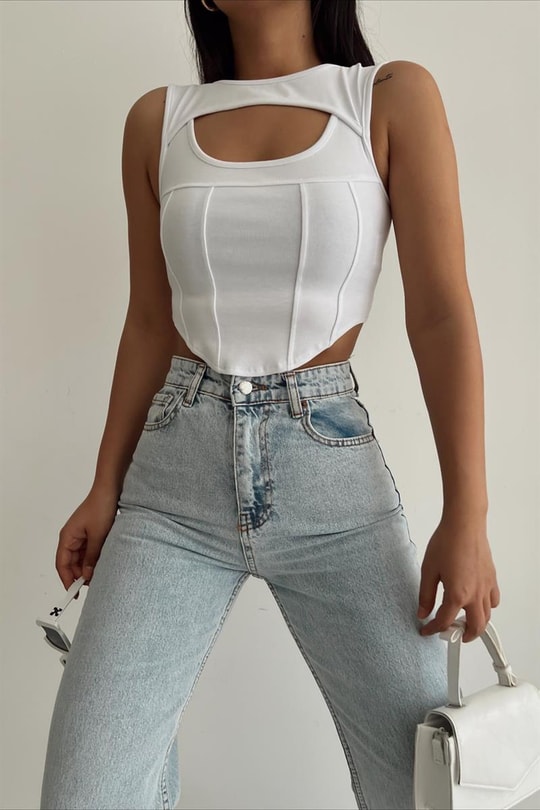 Cut Out Korsaj Top Beyaz