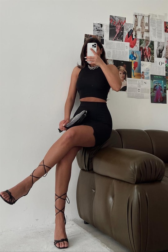Halter Yaka Crop Top Siyah