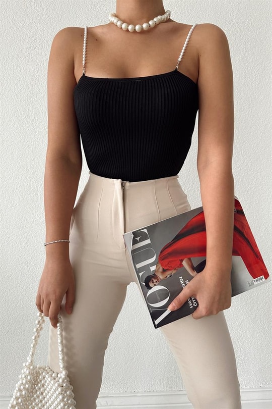 İnci Askılı Crop Top Siyah