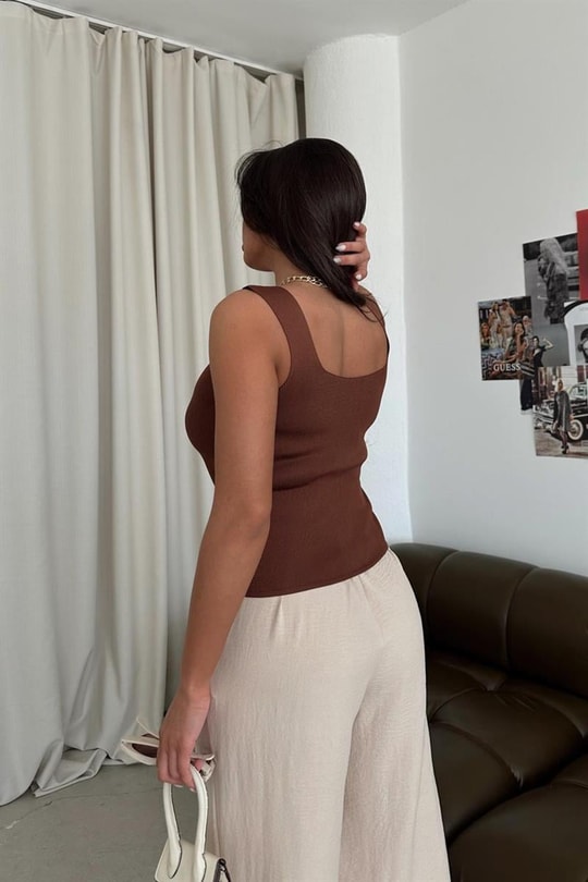 Kalın Askılı Oval Yaka Top Kahve