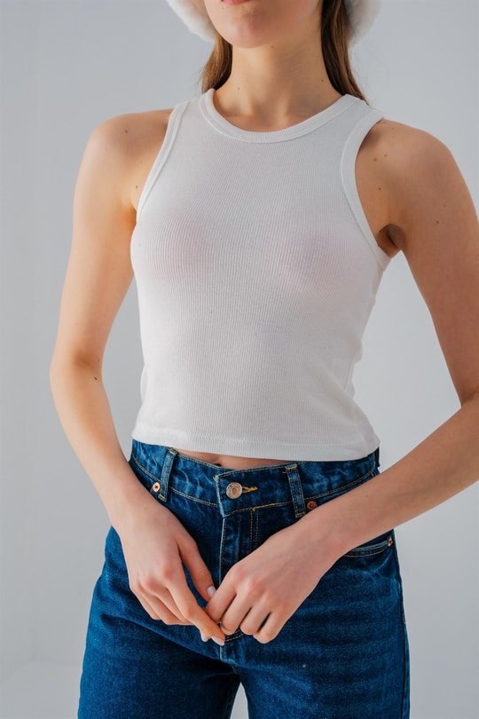 Ribana Detaylı Crop Top Beyaz