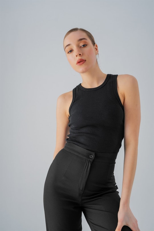 Ribana Detaylı Crop Top Siyah