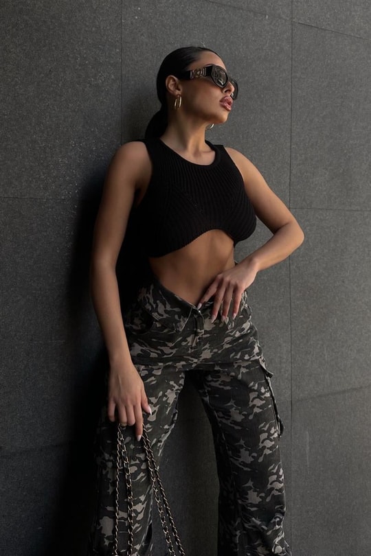Triko Örme V Kesim Crop Top Siyah