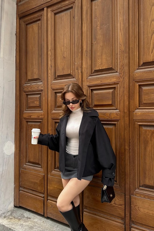 Düğmeli Kısa Trenchcoat Siyah
