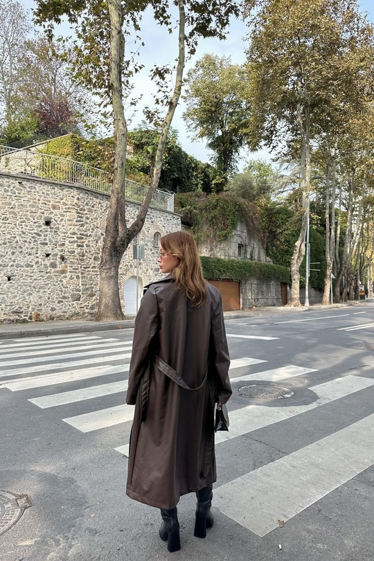 Kuşaklı Deri Trenchcoat Kahve