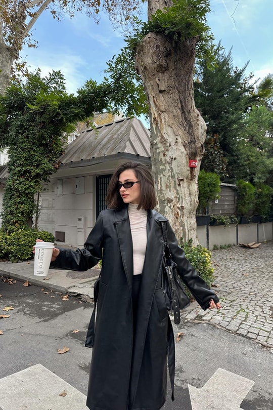Kuşaklı Deri Trenchcoat Siyah