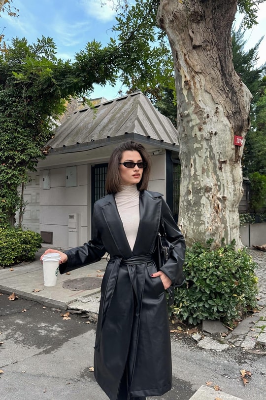 Kuşaklı Deri Trenchcoat Siyah