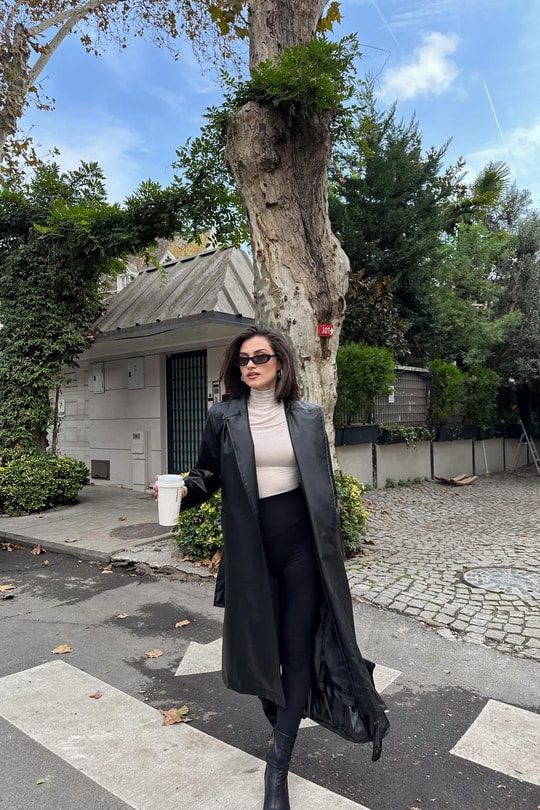 Kuşaklı Deri Trenchcoat Siyah