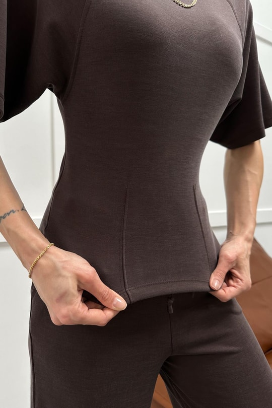 Bisiklet Yaka Basic Tshirt Kahve