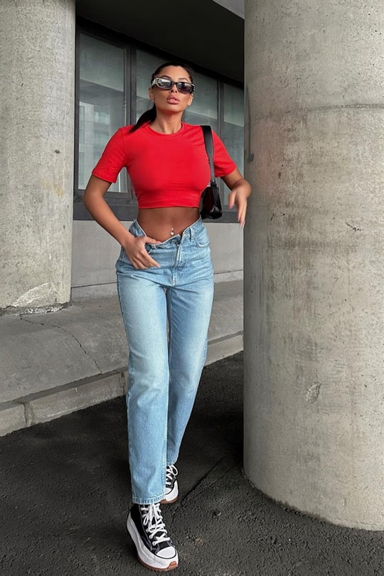 Bisiklet Yaka Basic Tshirt Kırmızı