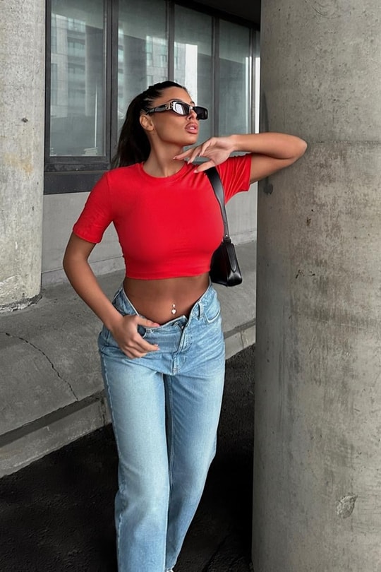 Bisiklet Yaka Basic Tshirt Kırmızı