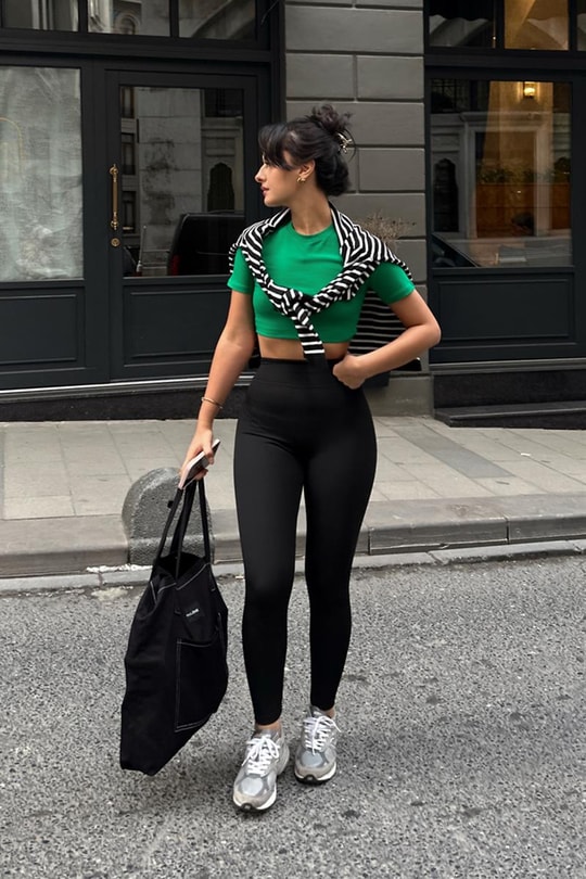 Bisiklet Yaka Basic Tshirt Yeşil