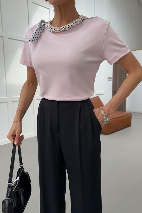 Fular Zincirli Tshirt Pudra