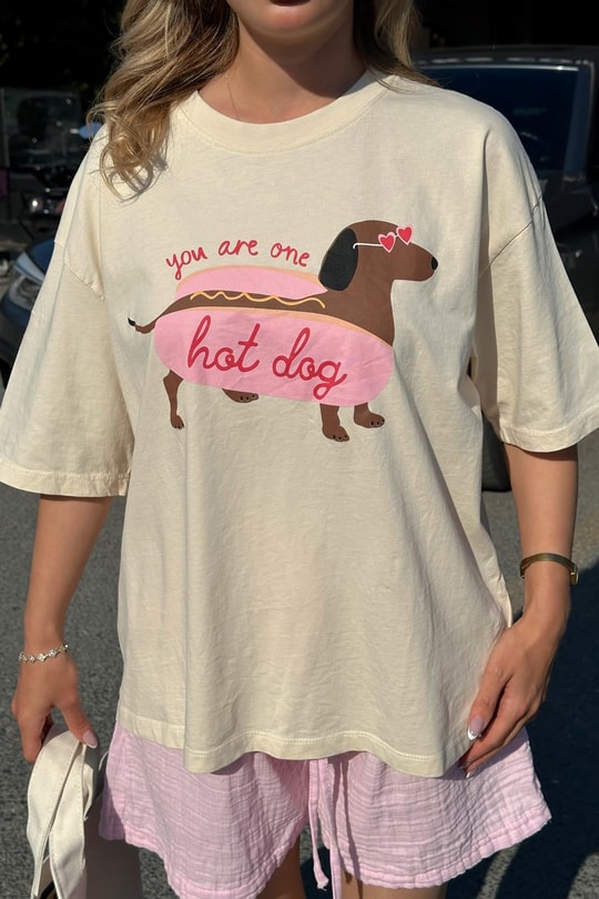 Hot Dog Baskılı T-shirt Bej