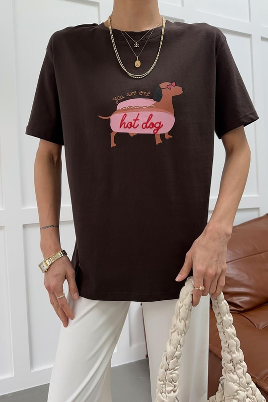 Hot Dog Nakışlı Tshirt Kahve