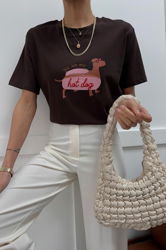 Hot Dog Nakışlı Tshirt Kahve
