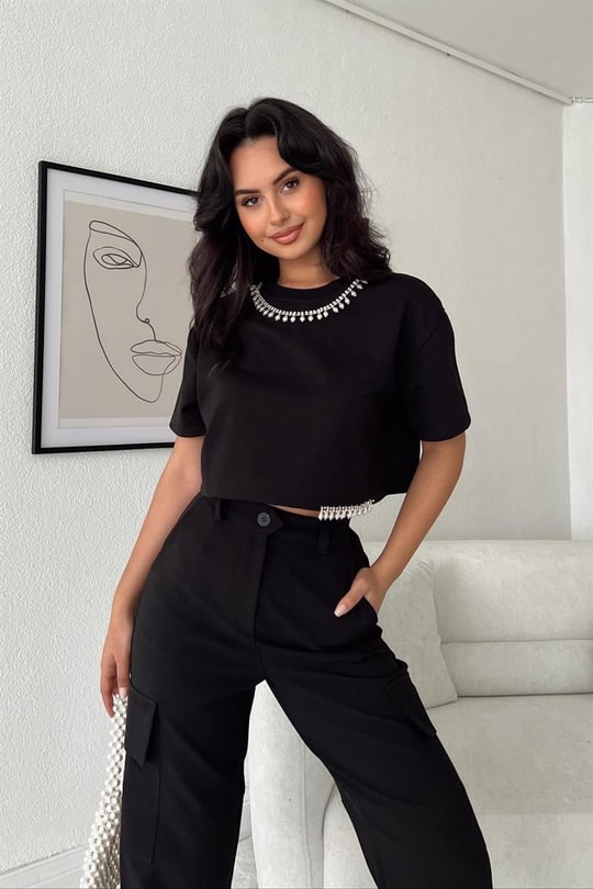 İnci Taşlı Crop Tshirt Siyah