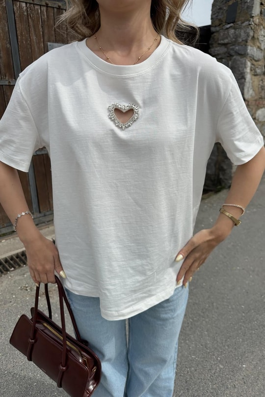Kalp İşleme Tshirt Beyaz