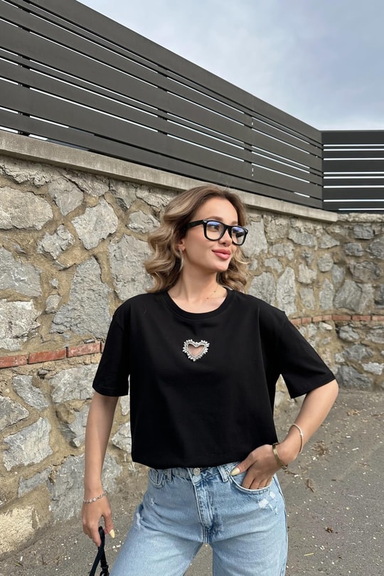 Kalp İşleme Tshirt Siyah