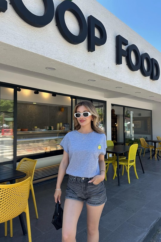 Limon Detaylı Tshirt Gri