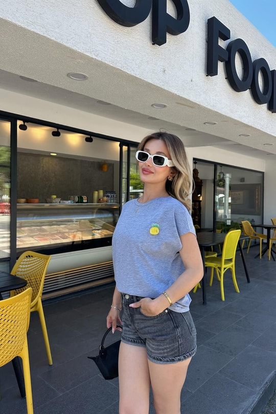Limon Detaylı Tshirt Gri