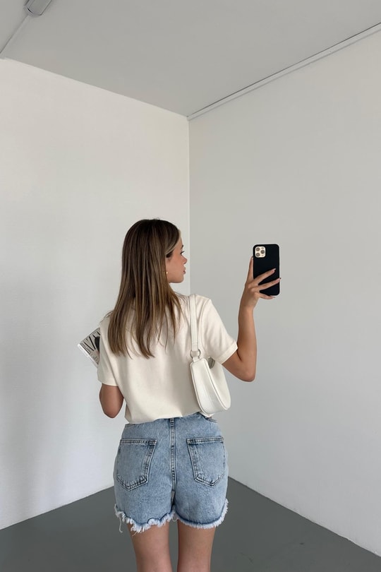 Mini Kalp Nakışlı Tshirt Bej