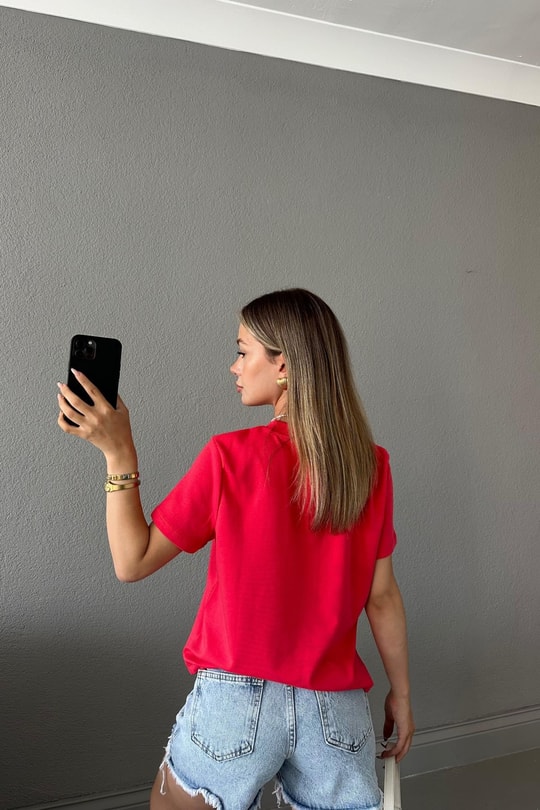 Mini Kalp Nakışlı Tshirt Kırmızı