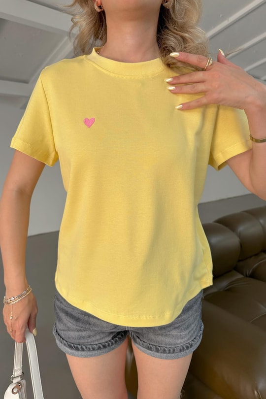 Mini Kalp Nakışlı Tshirt Sarı