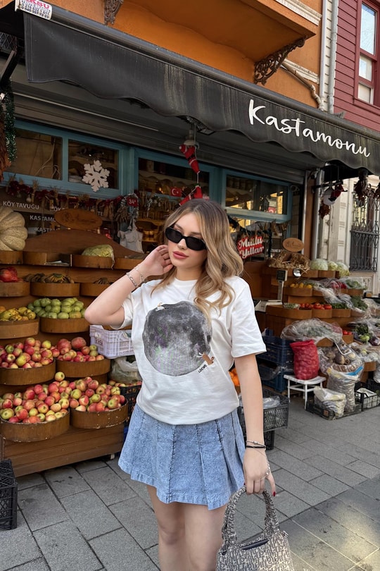 Moon Baskı Tshirt Beyaz