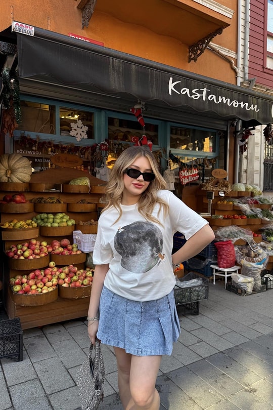 Moon Baskı Tshirt Beyaz
