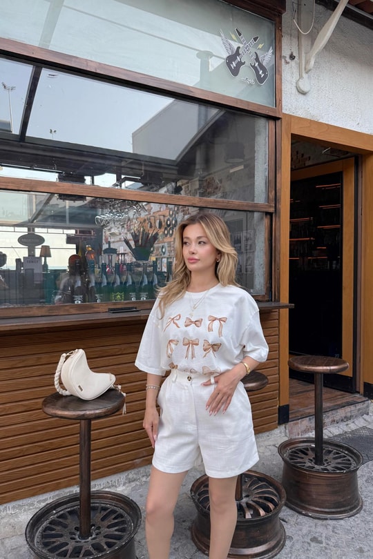 Ribbon Baskılı T-shirt Ekru