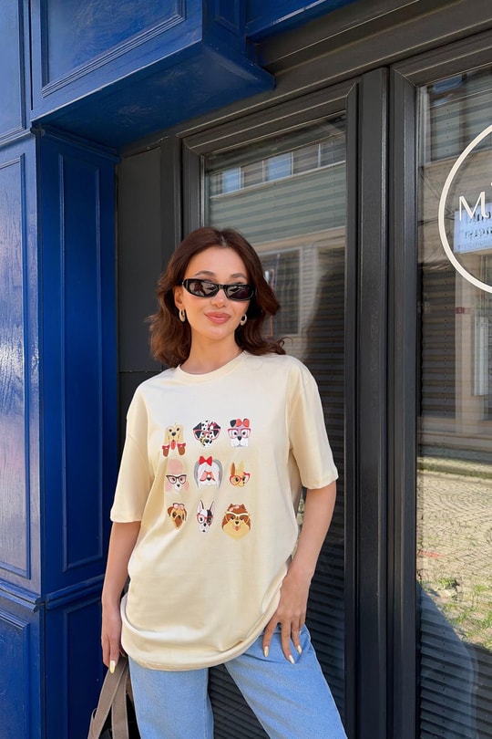 Sevimli  Köpekler  Baskılı Tshirt Taş