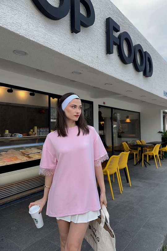 Sırt Genişleyen Dantel Tshirt Pembe