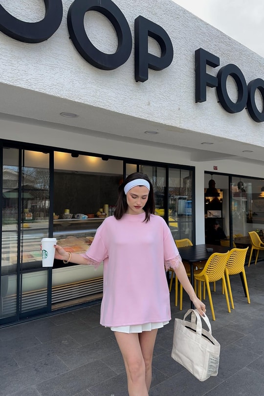 Sırt Genişleyen Dantel Tshirt Pembe