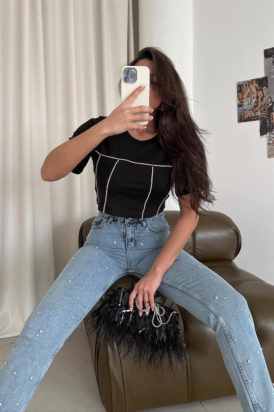 Su Yolu Taşlı Alicia Tshirt Siyah