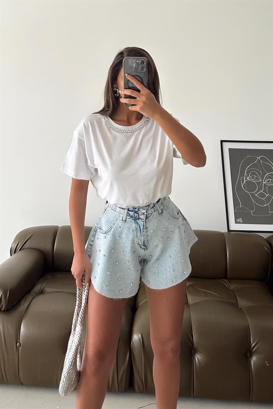 Taş Yaka Basic Tshirt Beyaz