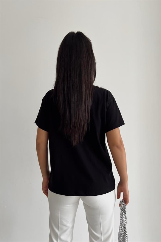 Taş Yaka Basic Tshirt Siyah