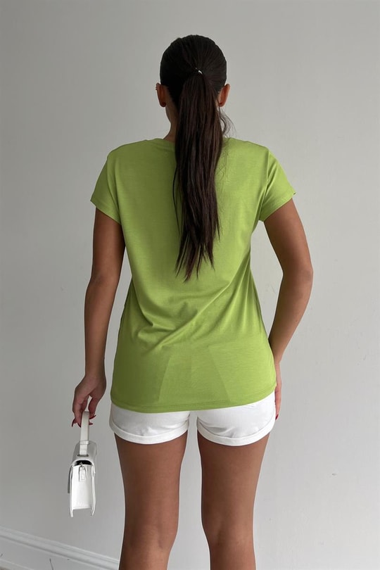 V Yaka Basic Tshirt Yeşil