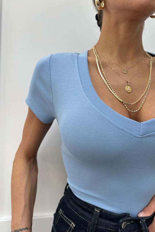 V Yaka Kısa Kol Tshirt Mavi