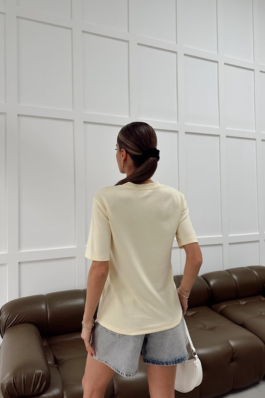 V Yaka Modal Tshirt Sarı