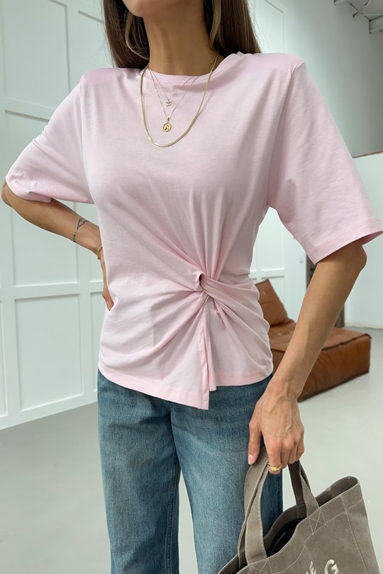 Vatkalı Ön Büzgü Detay Tshirt Pudra