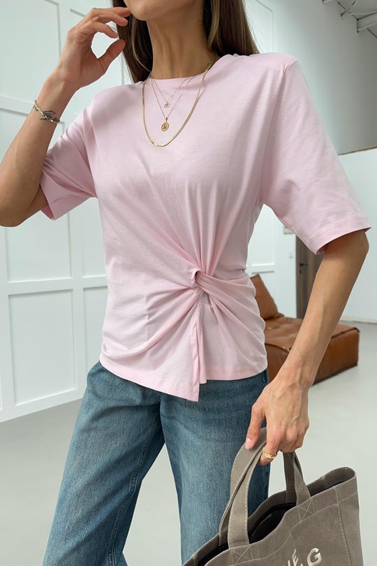 Vatkalı Ön Büzgü Detay Tshirt Pudra